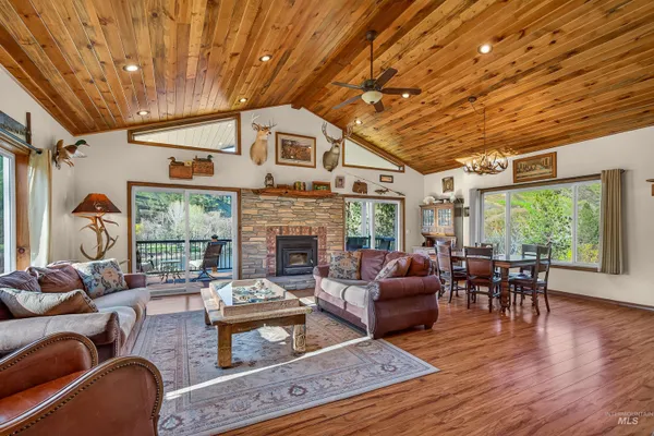 $725,000 | 716 State Street, Kooskia, ID 83539
