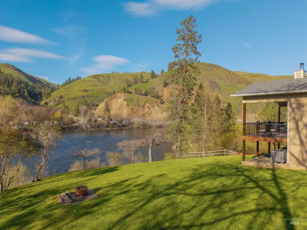 $725,000 | 716 State Street, Kooskia, ID 83539