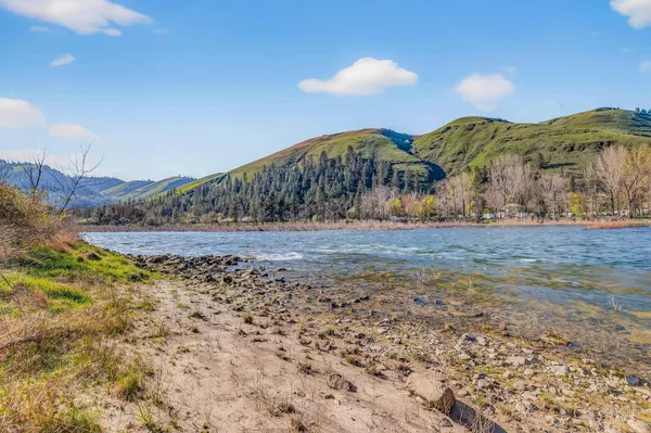 $725,000 | 716 State Street, Kooskia, ID 83539