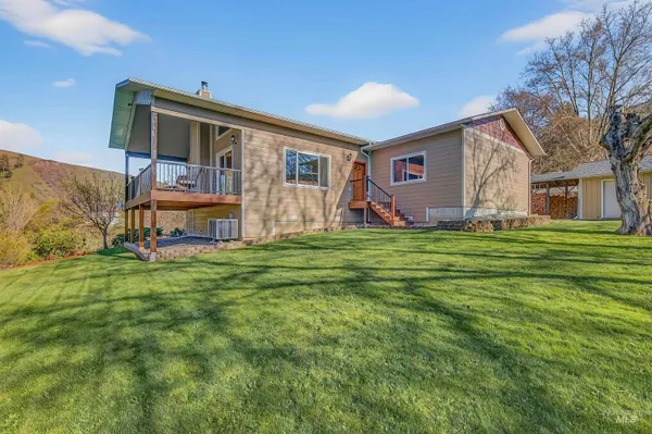 $725,000 | 716 State Street, Kooskia, ID 83539