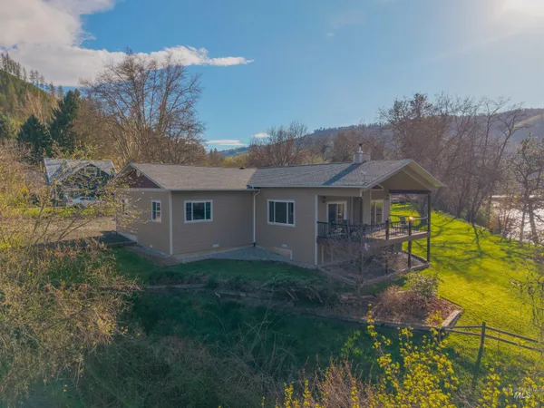 $725,000 | 716 State Street, Kooskia, ID 83539