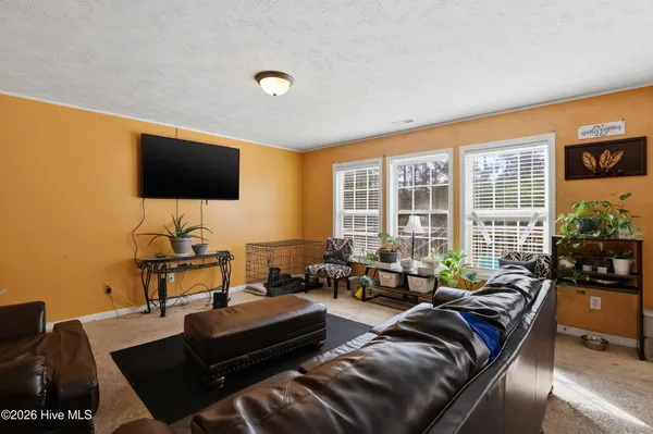 $320,000 | 102 Corolla Court, Jacksonville, NC 28546