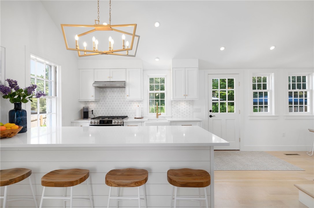 36 William Street Newport, RI 02840 - Photo 14 of 50