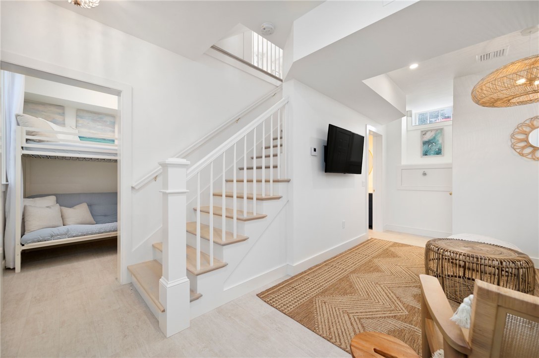 36 William Street Newport, RI 02840 - Photo 33 of 50