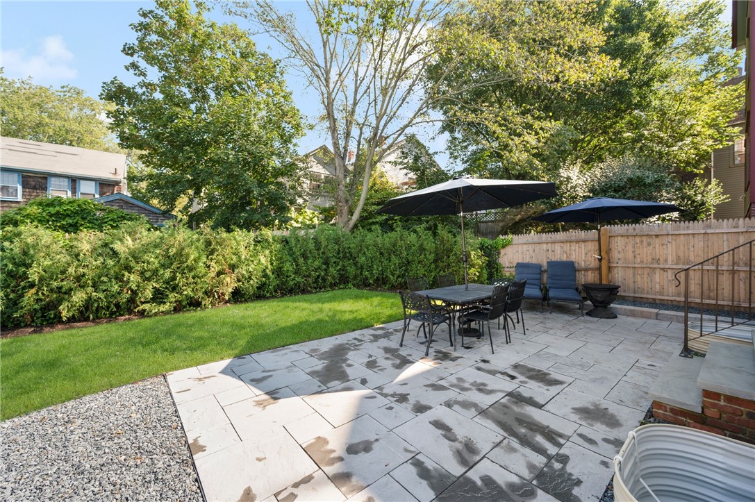 36 William Street Newport, RI 02840 - Photo 6 of 50