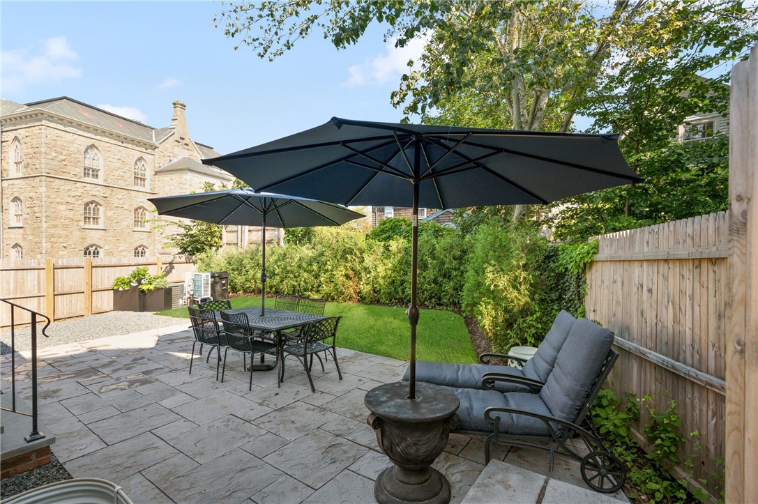 36 William Street Newport, RI 02840 - Photo 9 of 50