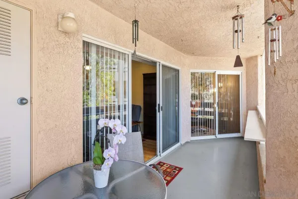 $640,000 | 7263 Camino Degrazia, Unit 33, San Diego, CA 92111