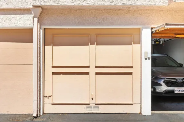 $640,000 | 7263 Camino Degrazia, Unit 33, San Diego, CA 92111