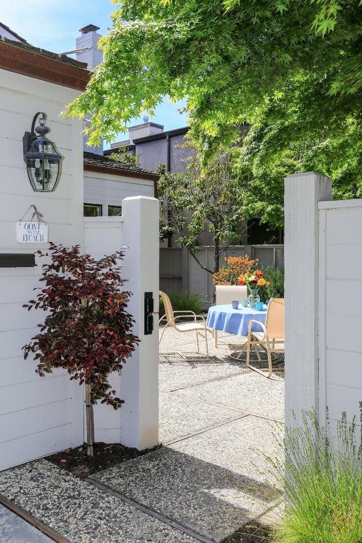 986 Vía Tornasol Aptos, CA 95003 - Photo 4 of 32