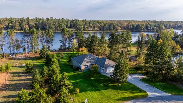 $575,000 | 2224 Peninsula Court Northeast, Bemidji, MN 56601