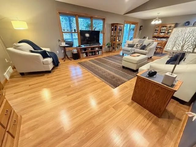 $575,000 | 2224 Peninsula Court Northeast, Bemidji, MN 56601