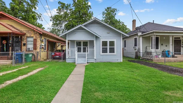 $1,225 | 350 Barrett Place, San Antonio, TX 78225
