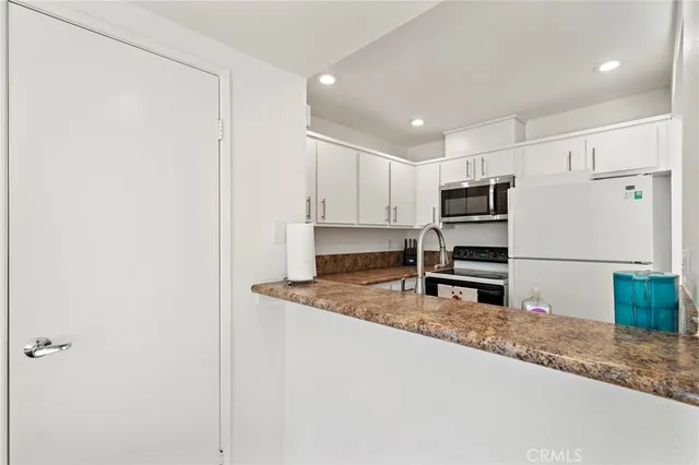 $545,000 | 25761 Le Parc, Unit 82, Lake Forest, CA 92630