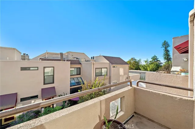 $545,000 | 25761 Le Parc, Unit 82, Lake Forest, CA 92630