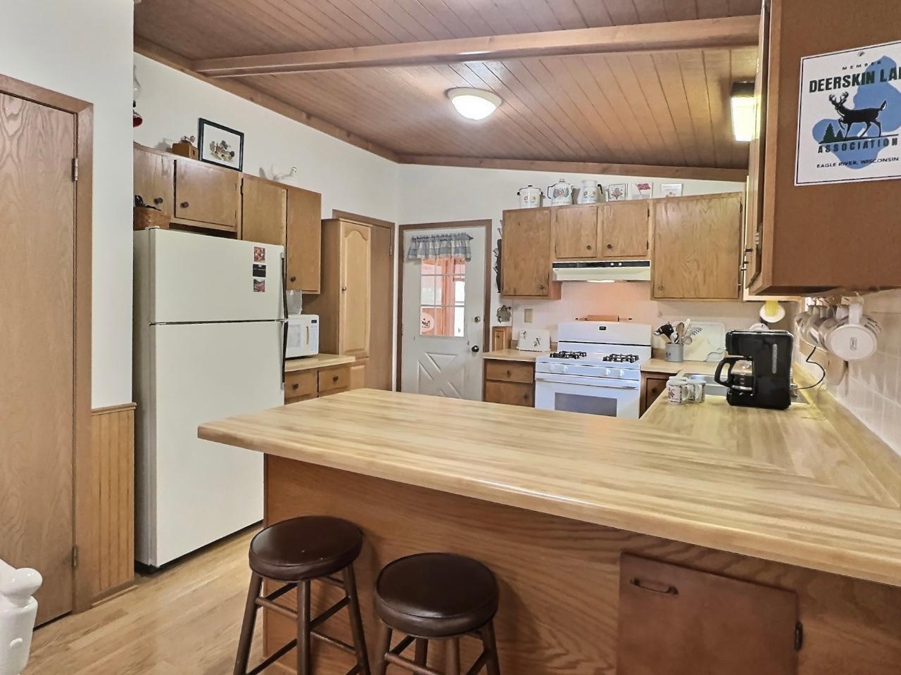 2730 South Star Road Eagle River, WI 54521 - Photo 5 of 18 Gallery Image 5
