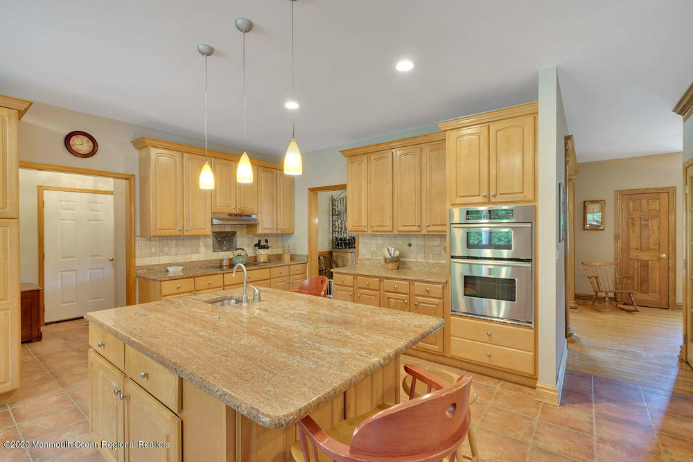526 Brickyard Road Freehold, NJ 07728 - Photo 13 of 71 042_dsc05959