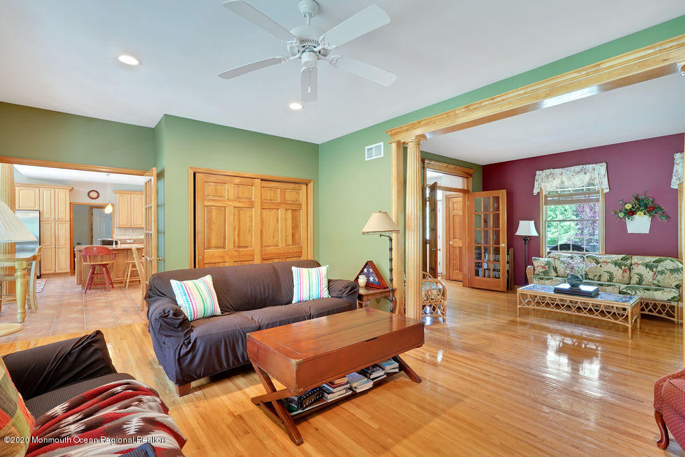 526 Brickyard Road Freehold, NJ 07728 - Photo 19 of 71 028_dsc05884