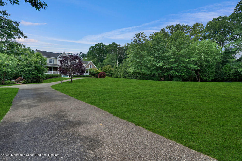 526 Brickyard Road Freehold, NJ 07728 - Photo 5 of 71 006_dsc06034_1