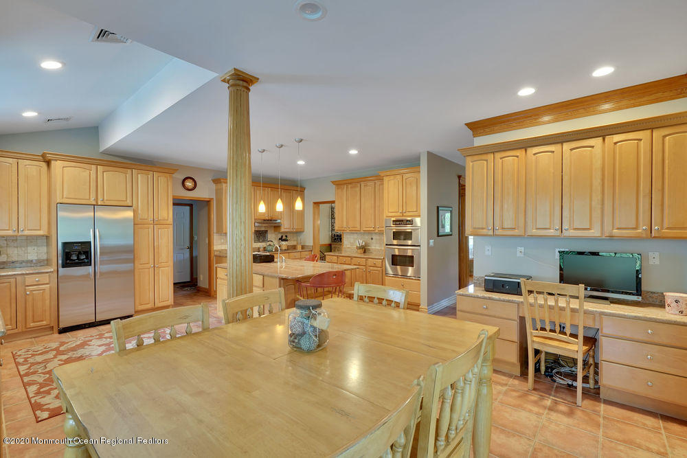 526 Brickyard Road Freehold, NJ 07728 - Photo 10 of 71 036_dsc05899