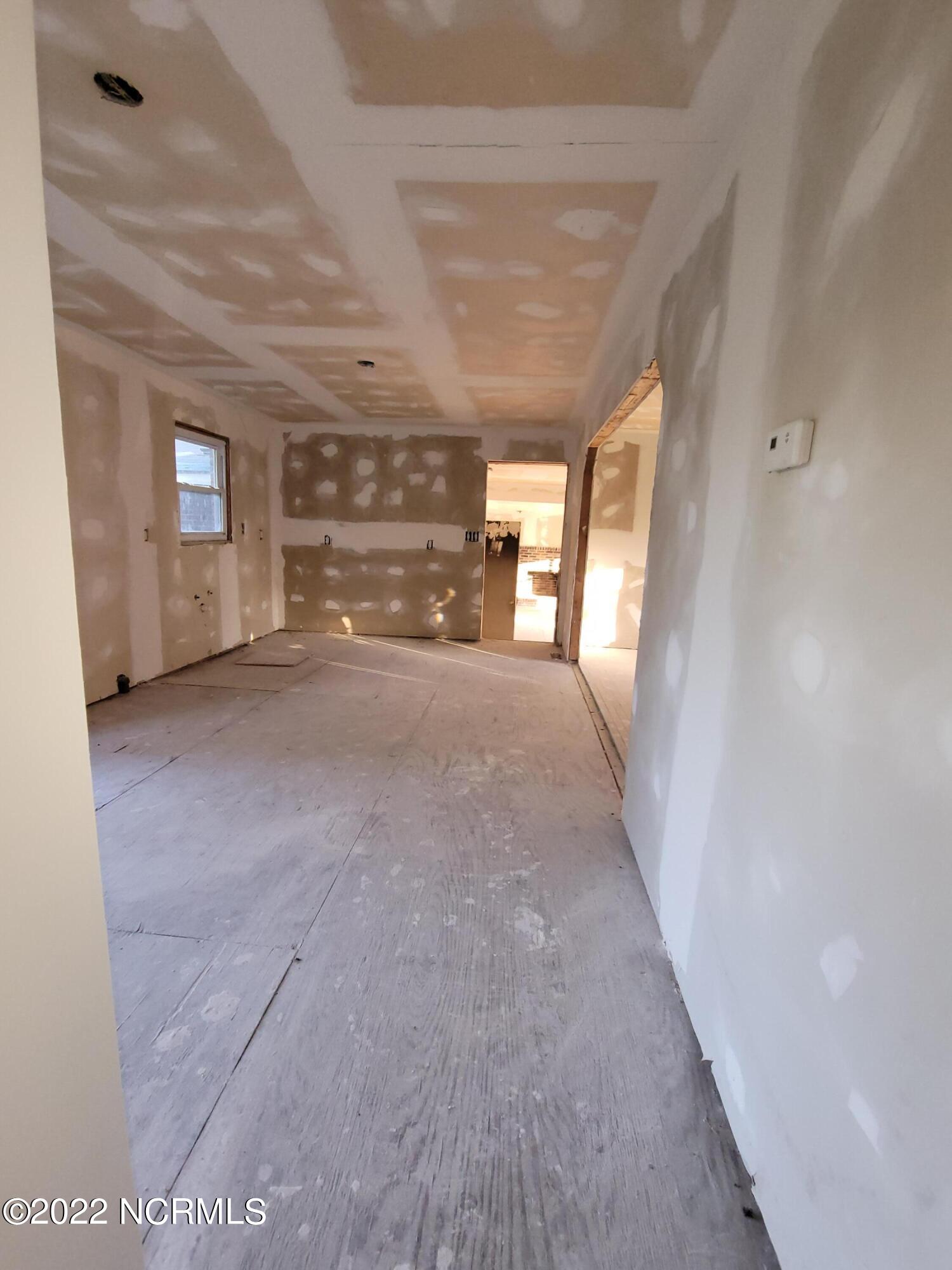 3925 Mary Chapel Road Halifax, NC 27839 - Photo 22 of 27 3925 Mary Chapel Rd Photo Hallway into K