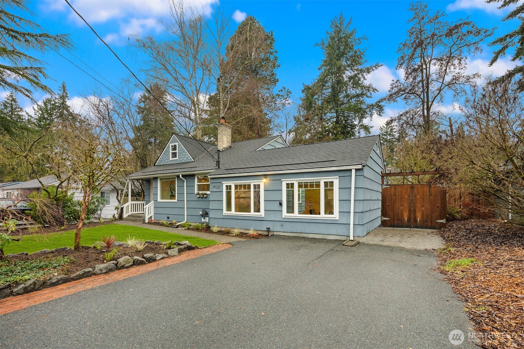 14021 27th Avenue Northeast Seattle, WA 98125 - Photo 24 of 32