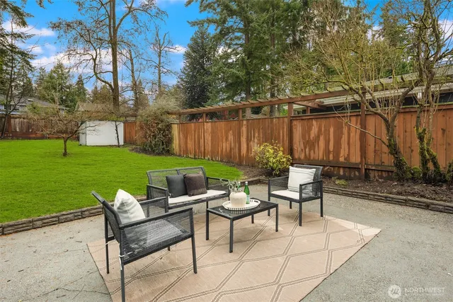 $874,998 | 14021 27th Avenue Northeast, Seattle, WA 98125