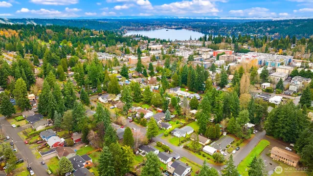 $874,998 | 14021 27th Avenue Northeast, Seattle, WA 98125