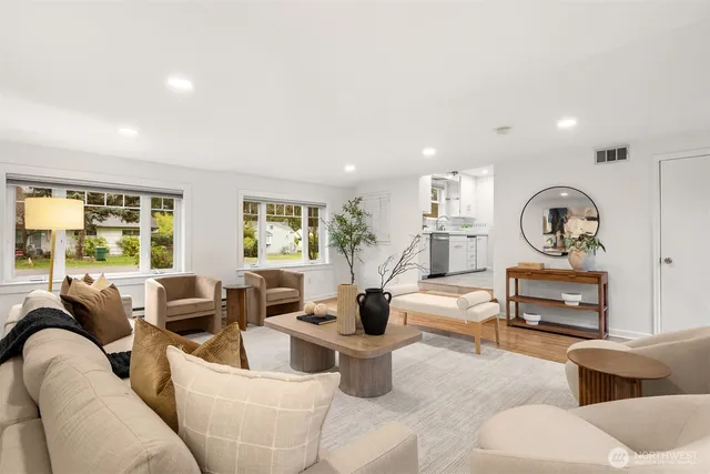 $874,998 | 14021 27th Avenue Northeast, Seattle, WA 98125