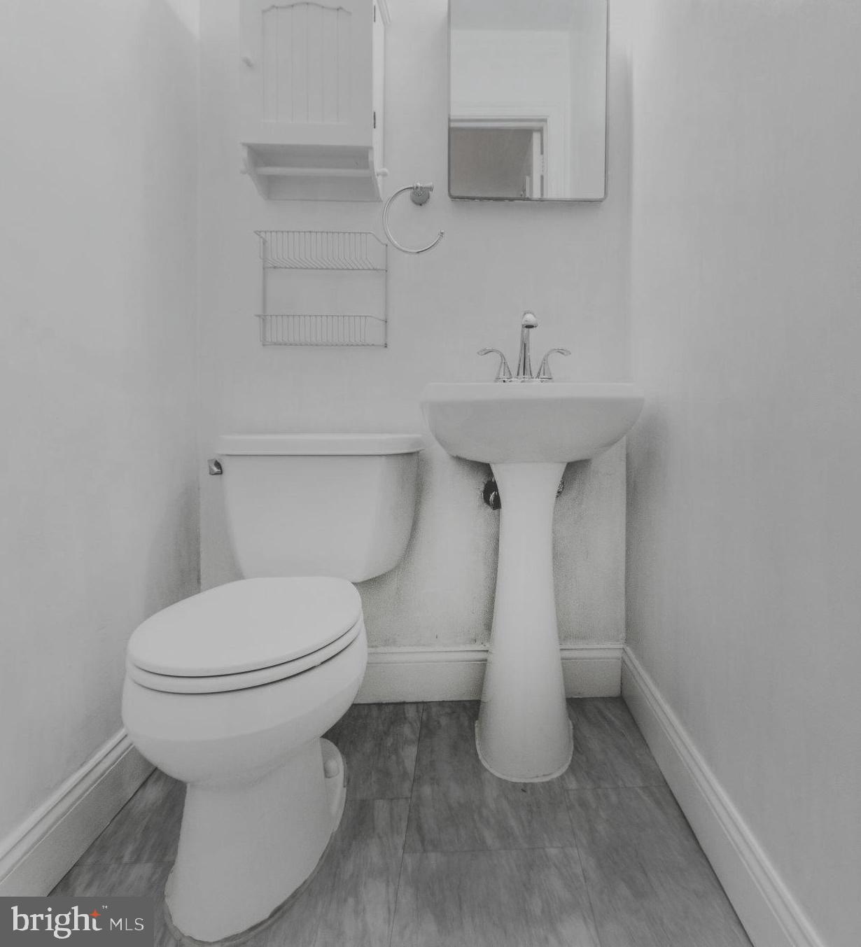 1 Lanfair Road Cheltenham, PA 19012 - Photo 8 of 23 Half bath, first floor