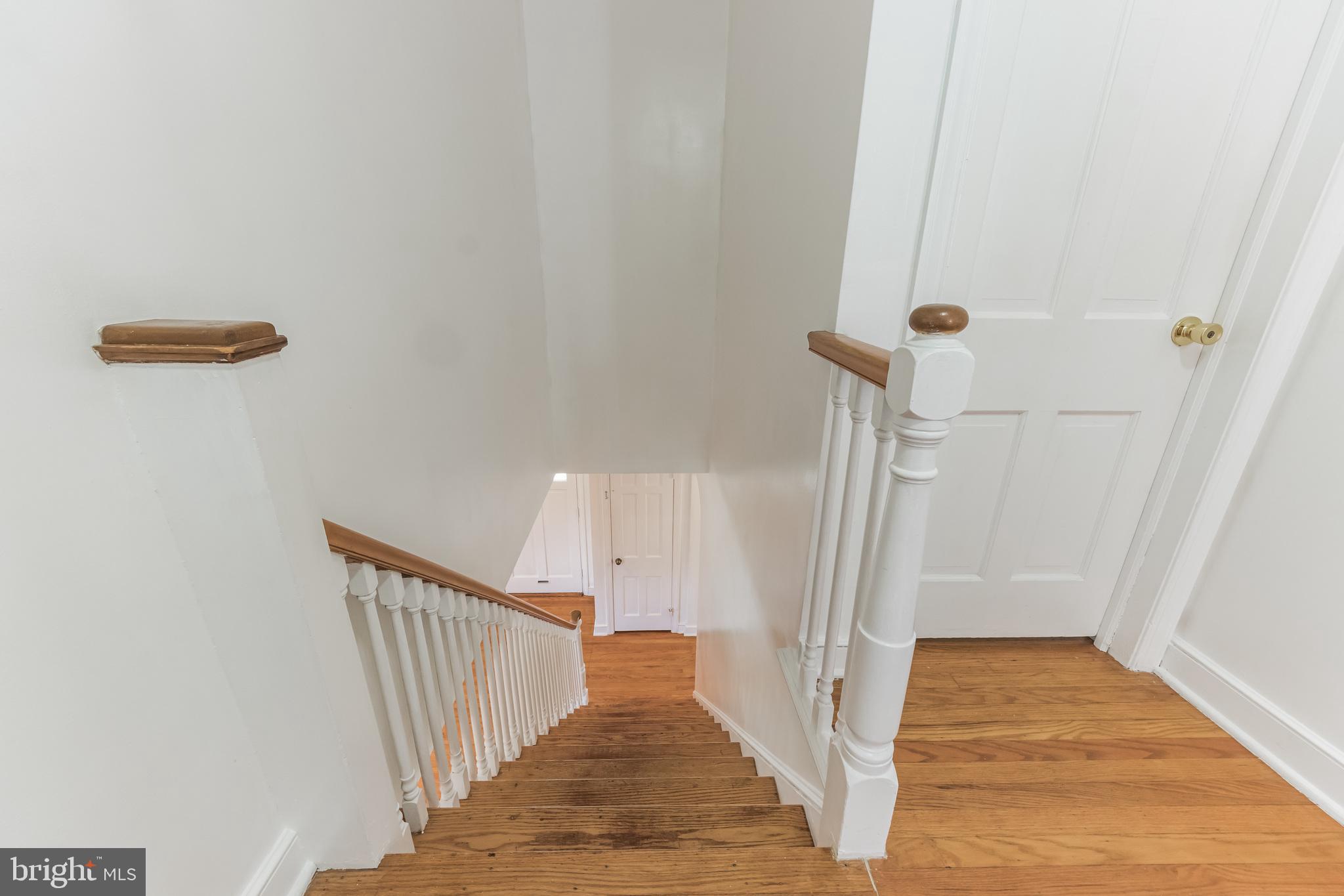 1 Lanfair Road Cheltenham, PA 19012 - Photo 9 of 23 Staircase to second level