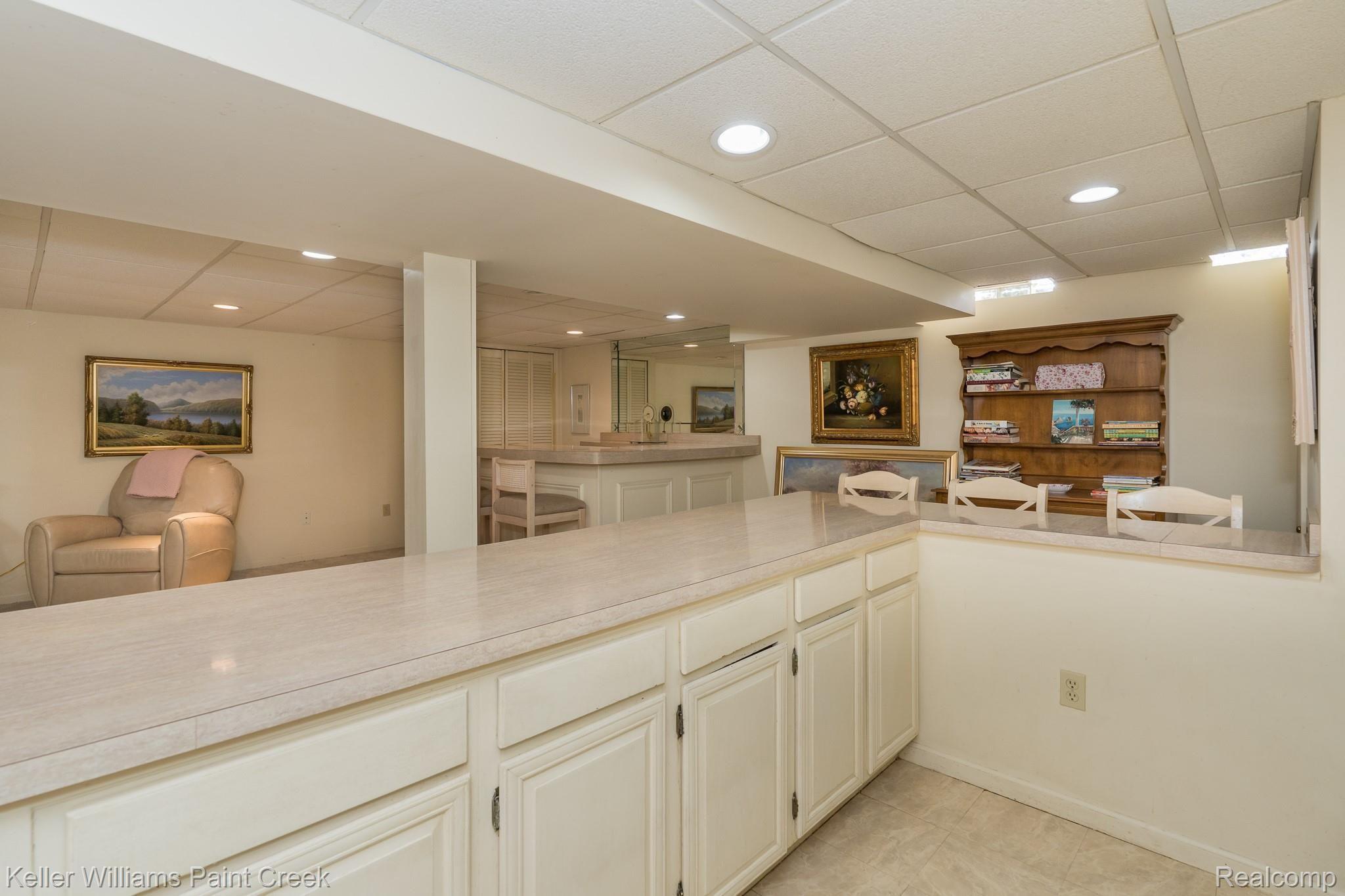 518 Kentucky Drive Rochester, MI 48307 - Photo 29 of 42 Kitchen/Family Room in basement