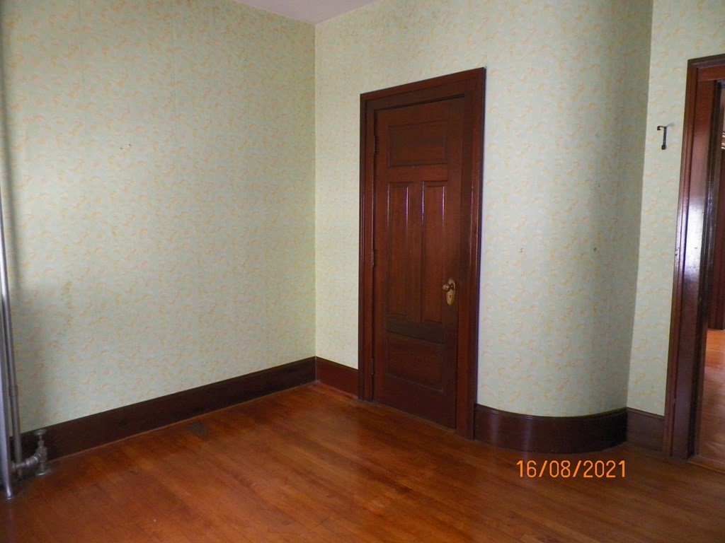 94 Vernon Street Worcester, MA 01610 - Photo 20 of 42