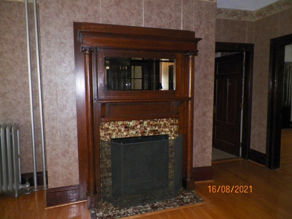 94 Vernon Street Worcester, MA 01610 - Photo 2 of 42