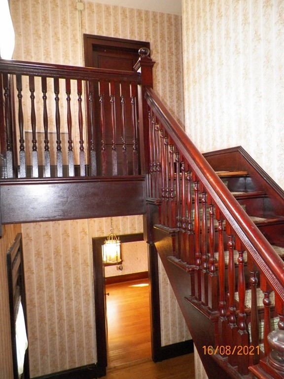 94 Vernon Street Worcester, MA 01610 - Photo 24 of 42