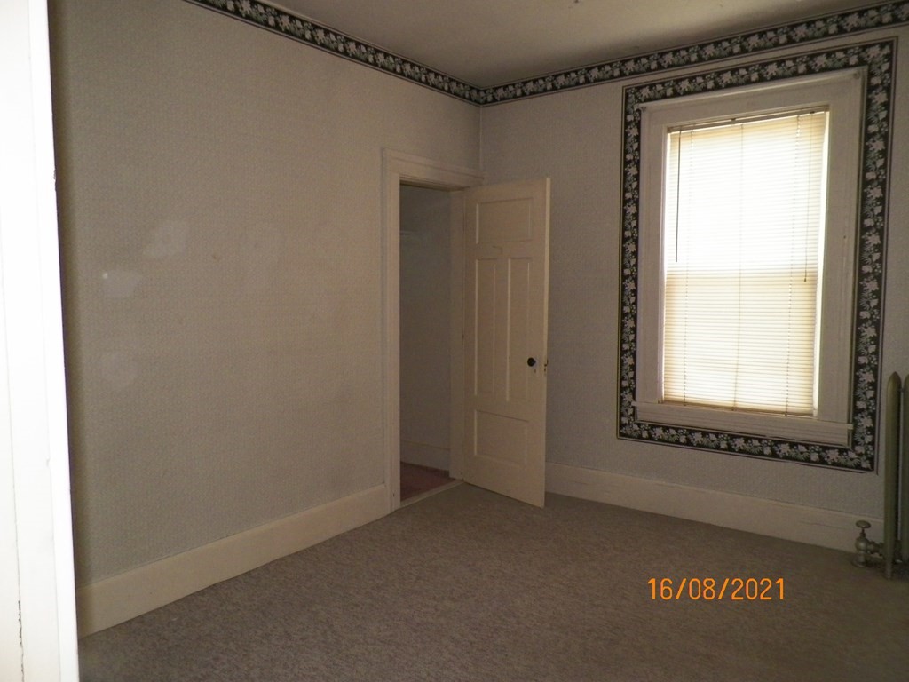 94 Vernon Street Worcester, MA 01610 - Photo 9 of 42