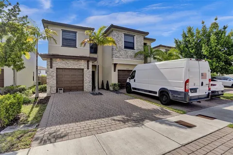 $468,500 | 25169 Southwest 108th Avenue, Homestead, FL 33032