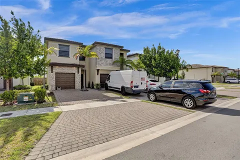 $468,500 | 25169 Southwest 108th Avenue, Homestead, FL 33032