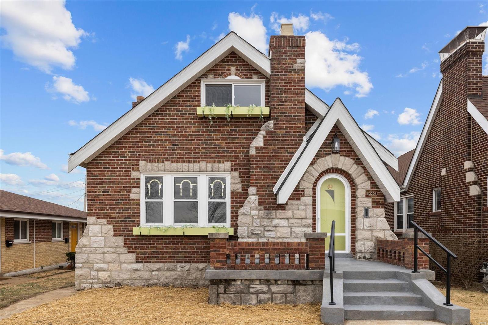 3208 Watson Road St. Louis, MO 63139 - Photo 1 of 30