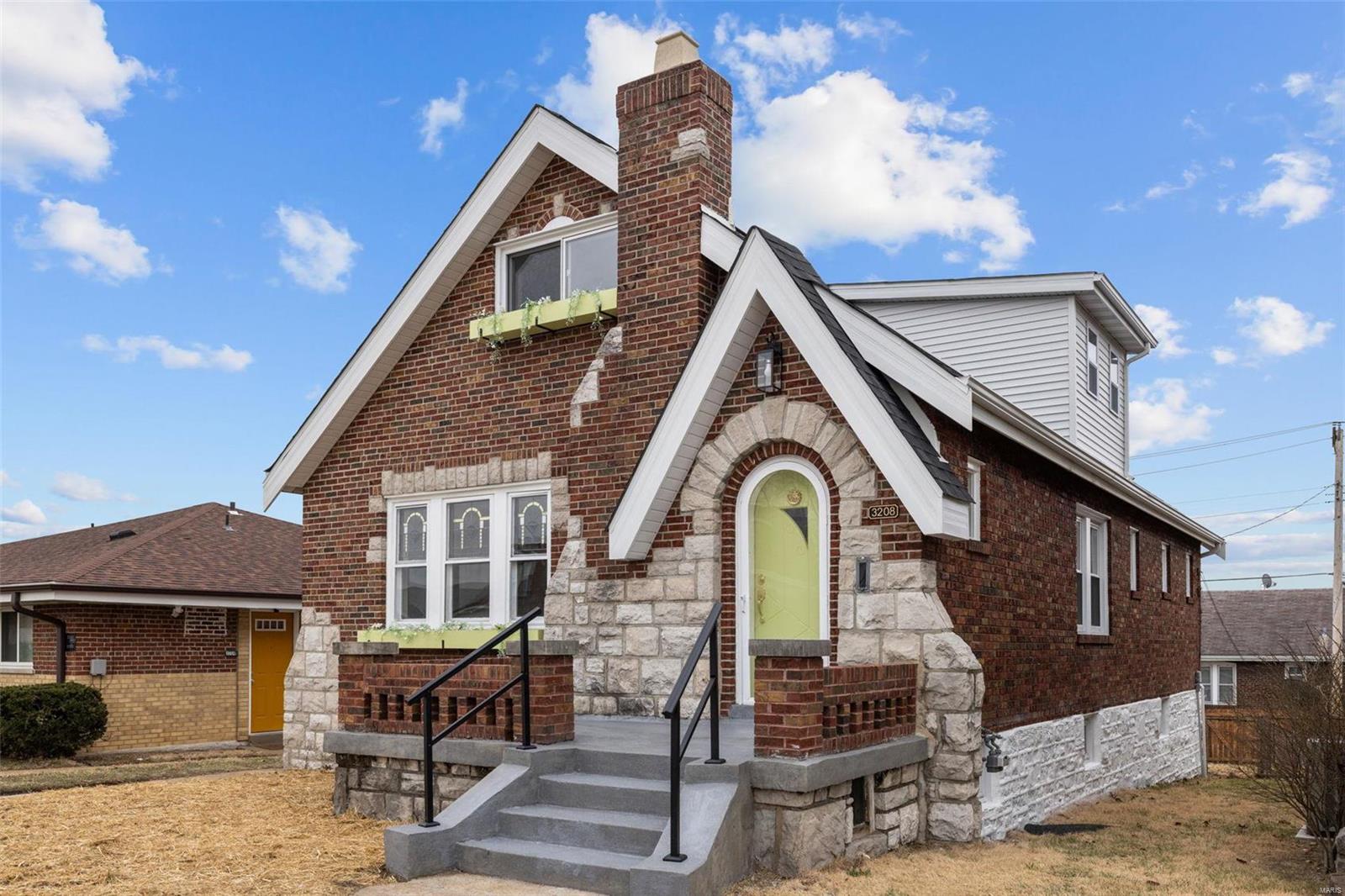 3208 Watson Road St. Louis, MO 63139 - Photo 2 of 30