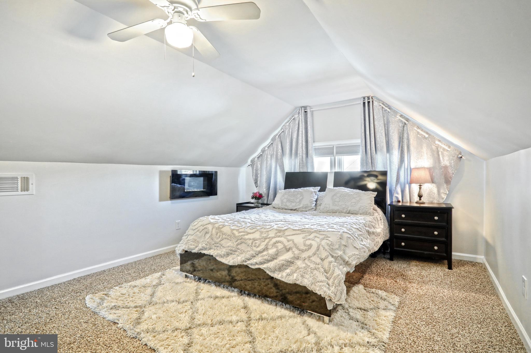 712 Fireside Road York, PA 17404 - Photo 14 of 30 Primary Bedroom