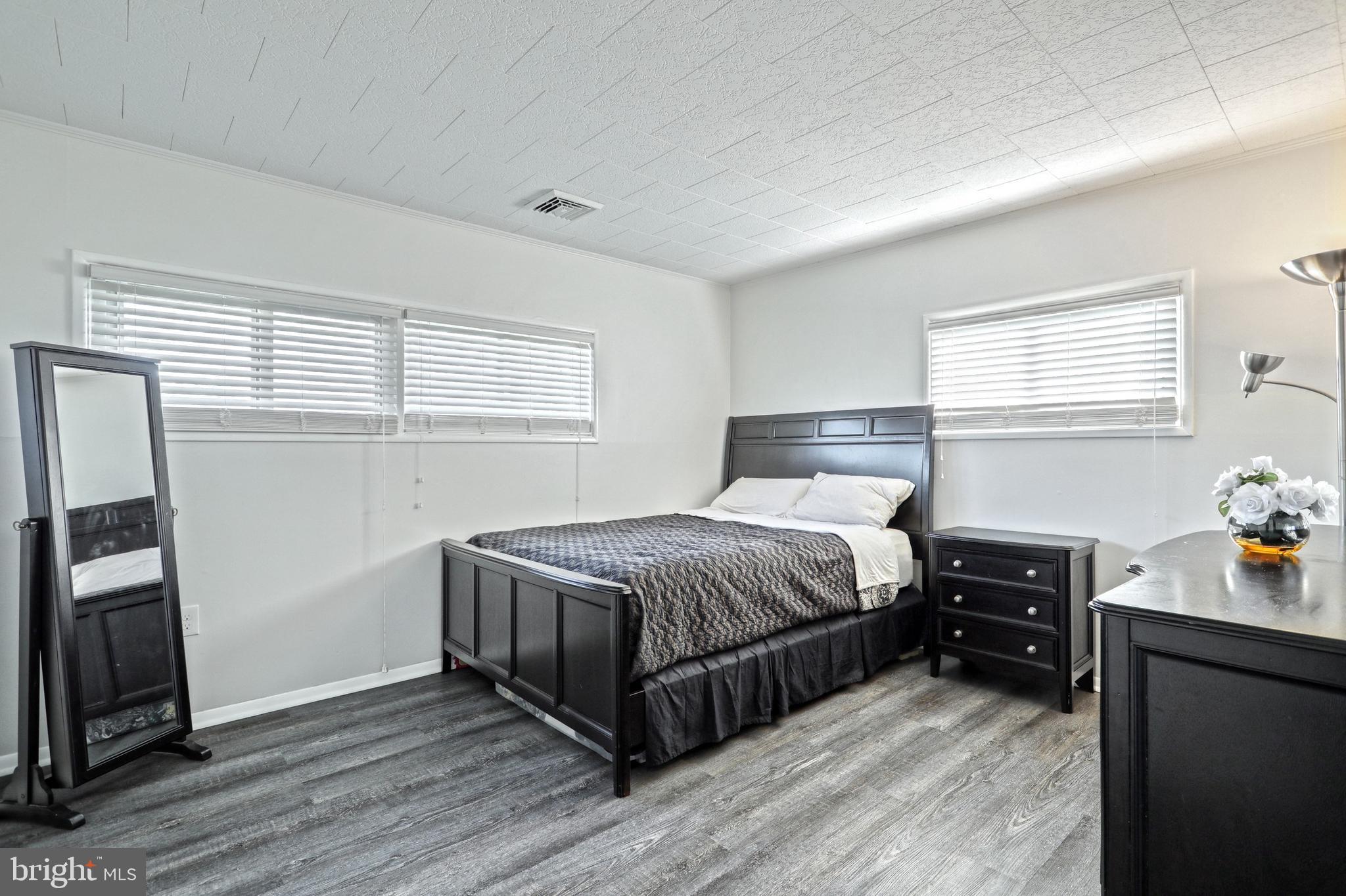 712 Fireside Road York, PA 17404 - Photo 21 of 30 Bedroom 2