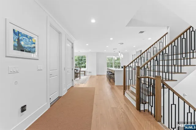 $1,299,000 | 110 Mason Court, Unit 3H, Haworth, NJ 07641