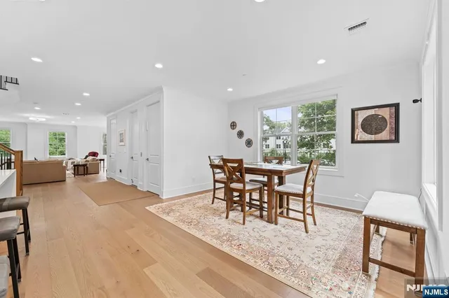 $1,299,000 | 110 Mason Court, Unit 3H, Haworth, NJ 07641