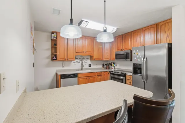 $240,000 | 2101 Portsmouth Circle, Tallahassee, FL 32311