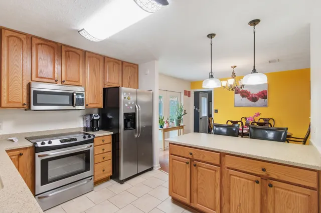 $240,000 | 2101 Portsmouth Circle, Tallahassee, FL 32311