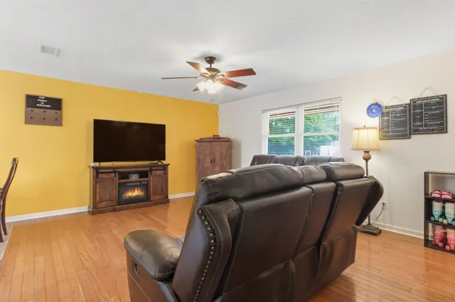 $240,000 | 2101 Portsmouth Circle, Tallahassee, FL 32311