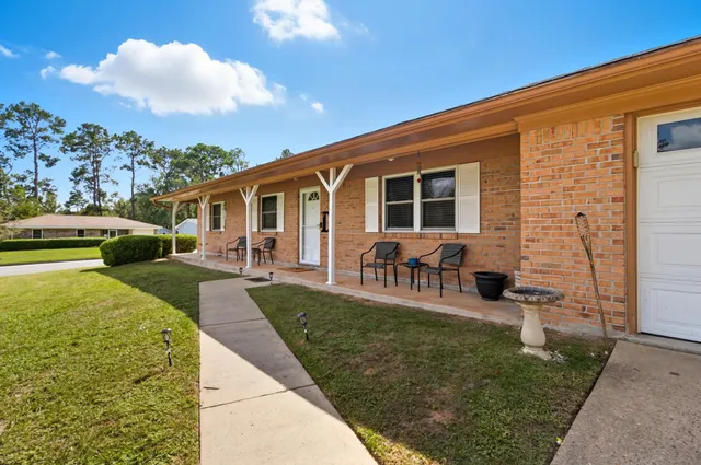 $240,000 | 2101 Portsmouth Circle, Tallahassee, FL 32311