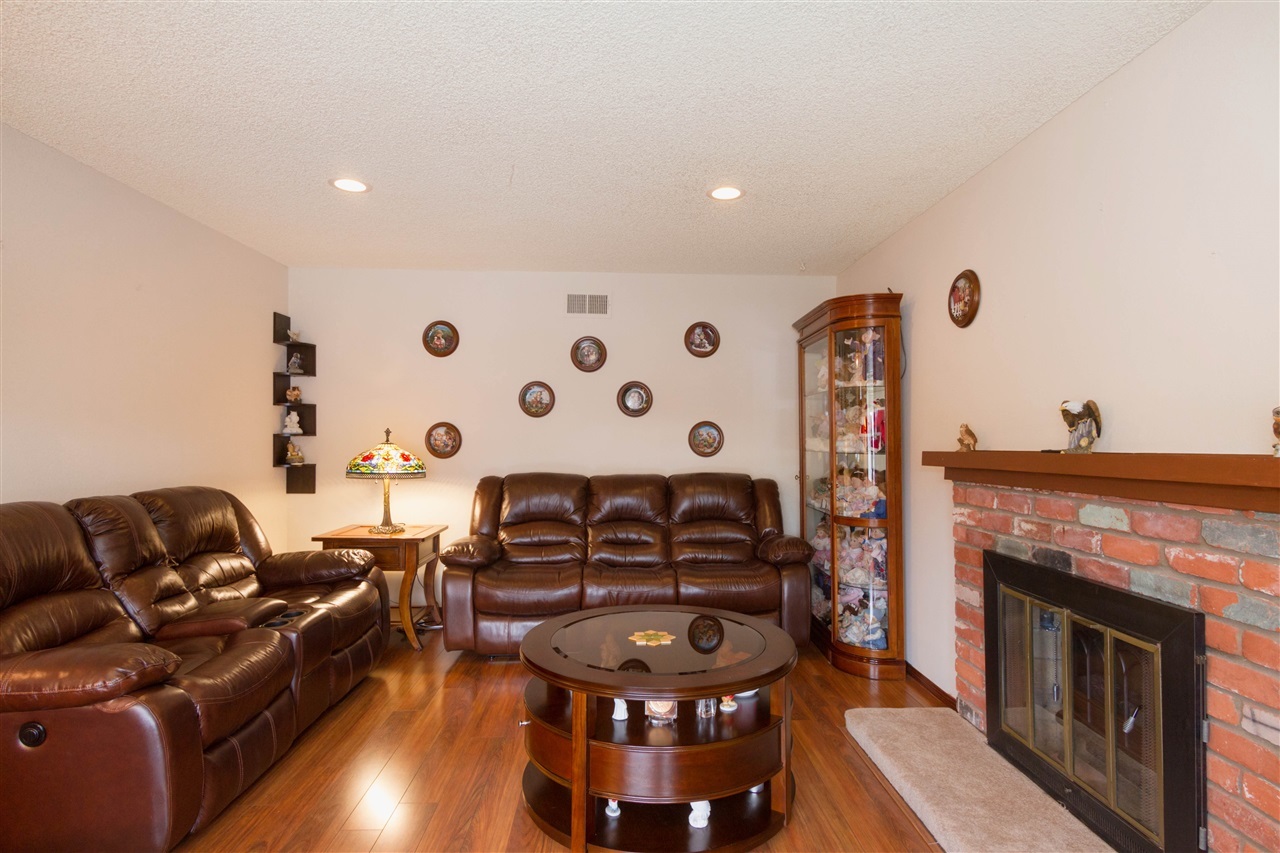 762 South Wisconsin Street Fallbrook, CA 92028 - Photo 4 of 25