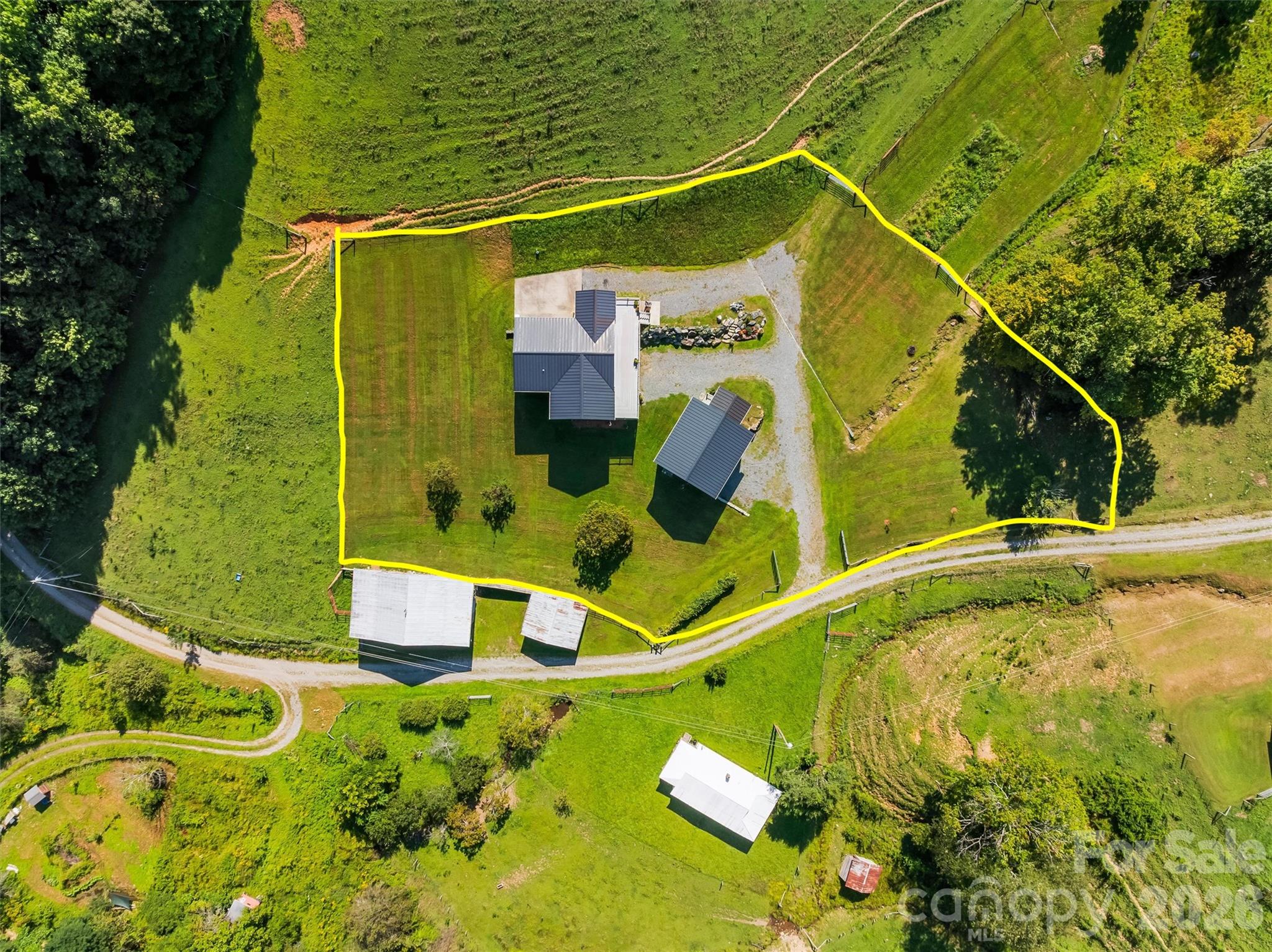 2345 Sugar Camp Road Marshall, NC 28753 - Photo 9 of 42 Gallery Image 9