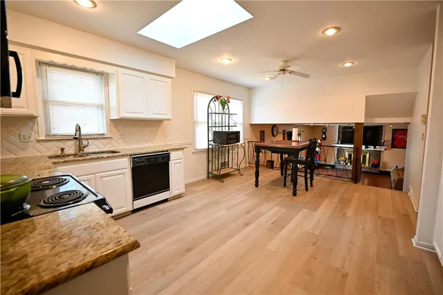 $430,000 | 909 Tam-O-Shanter Drive, Kansas City, MO 64145